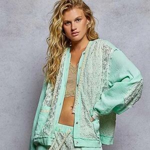 NWOT POL Mint Green Lace-Panel Oversized Jacket